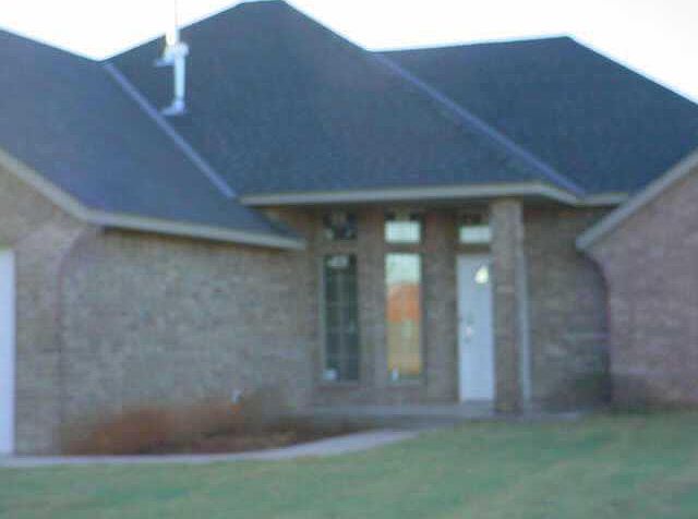 1st image of 1014 N Pierce