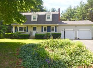 45 Robert Topham Dr, Wrentham, MA 02093