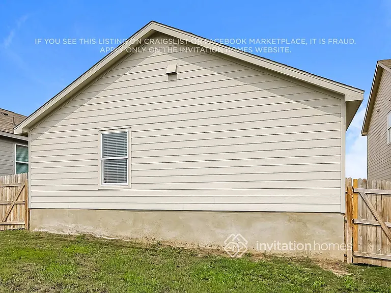 128 Hollywood Dr — Photo 15