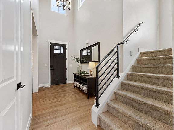 5th image of 754 W 400 N #29