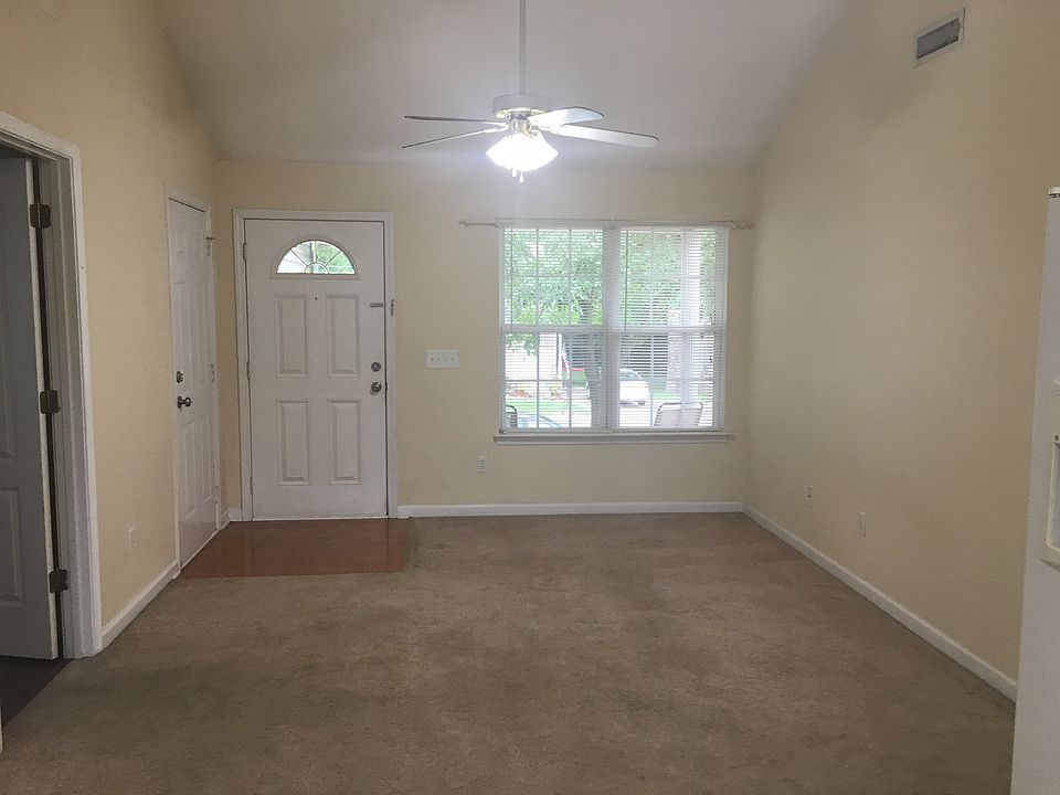 1st image of 4940 Camborne Cir