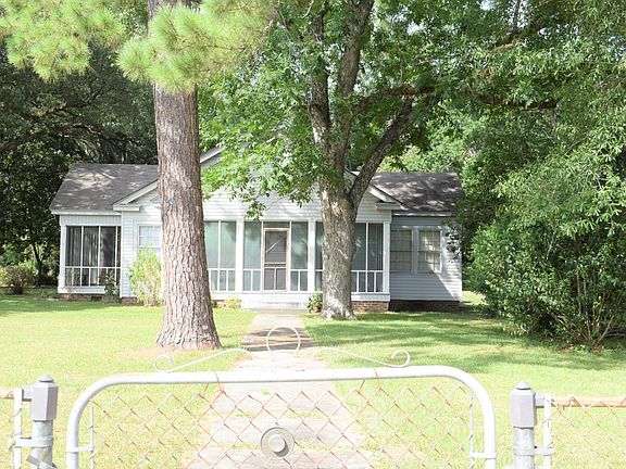 2nd image of 102 N Church Ave