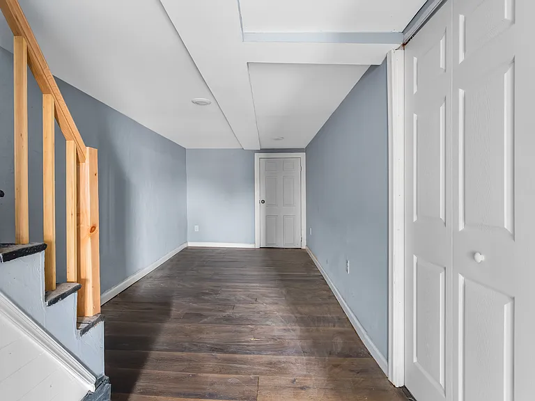 2212 W Fayette St — Photo 14