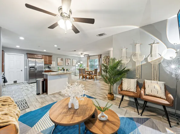 5802 Branch Valley St, San Antonio, TX 78242