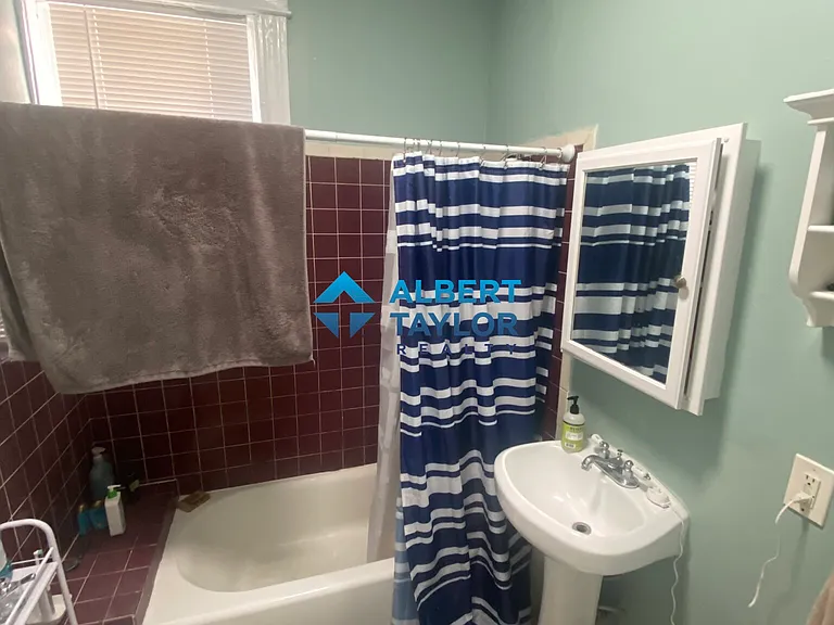 881 Huntington Ave #7 — Photo 3