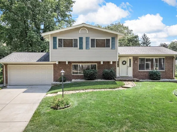 4340 Berrywick Ter, Saint Louis, MO 63128