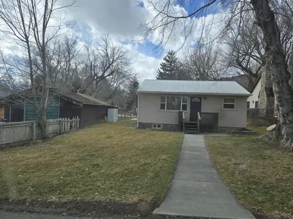 555 6th St, Meeker, CO 81641