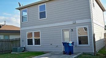 2nd image of 1437 Cardigan Ln