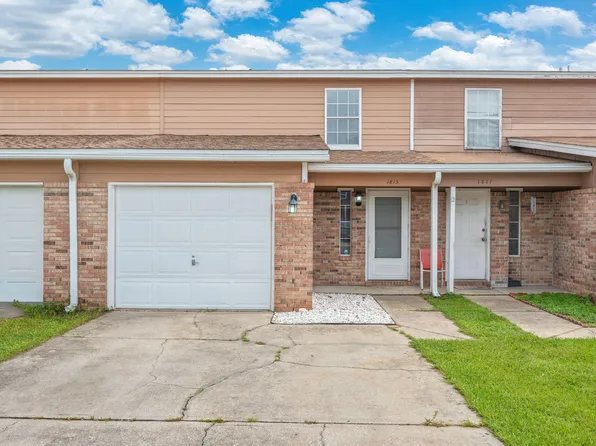 1815 Whispering Oaks Ln, Fort Walton Beach, FL 32547