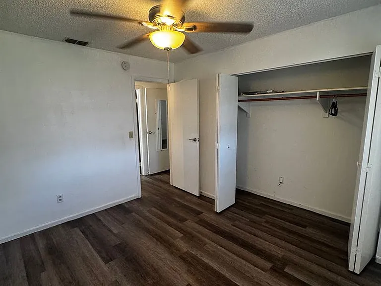 8935 SW 102nd Pl — Photo 7