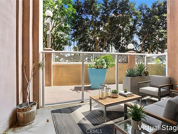 3rd image of 488 E Ocean Blvd Unit 105