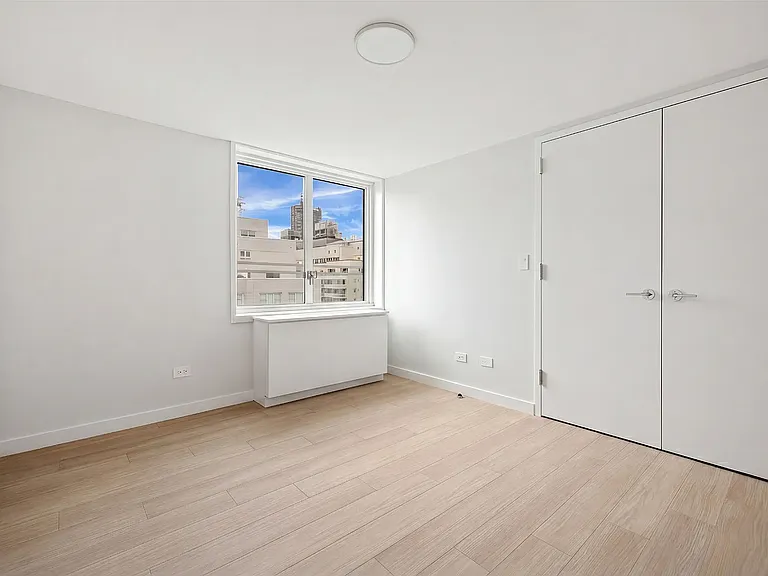 165 E 66th St #19A — Photo 10