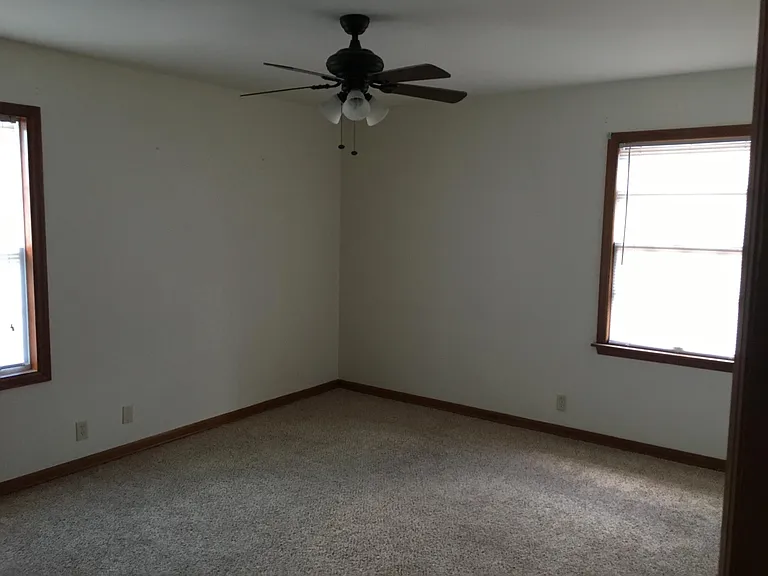 207 S Lincoln Park Dr #A — Photo 4