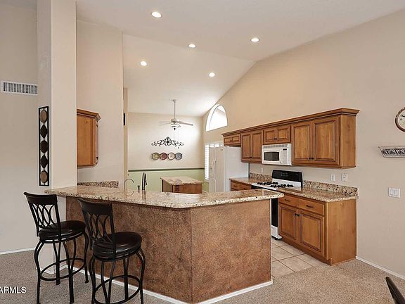 4th image of 4081 N 156TH Drive