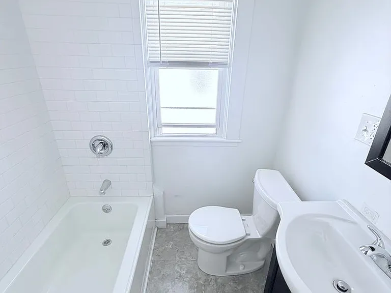 3914 W 21st St — Photo 12
