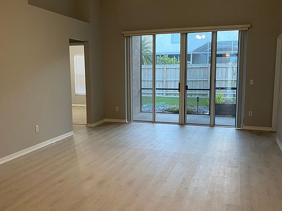 5th image of 4535 Bond Ln