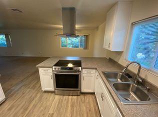 344 15th St, Paso Robles, CA 93446