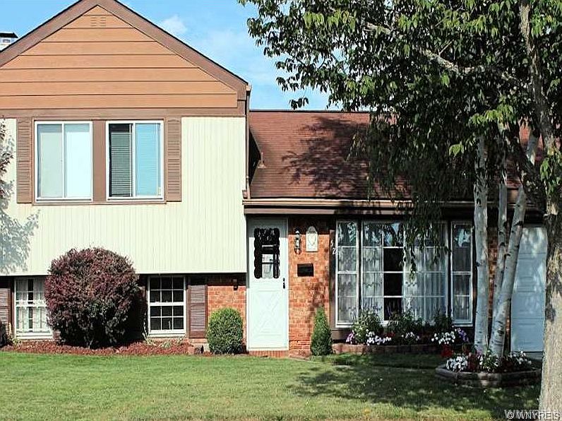 1st image of 52 Queens Dr