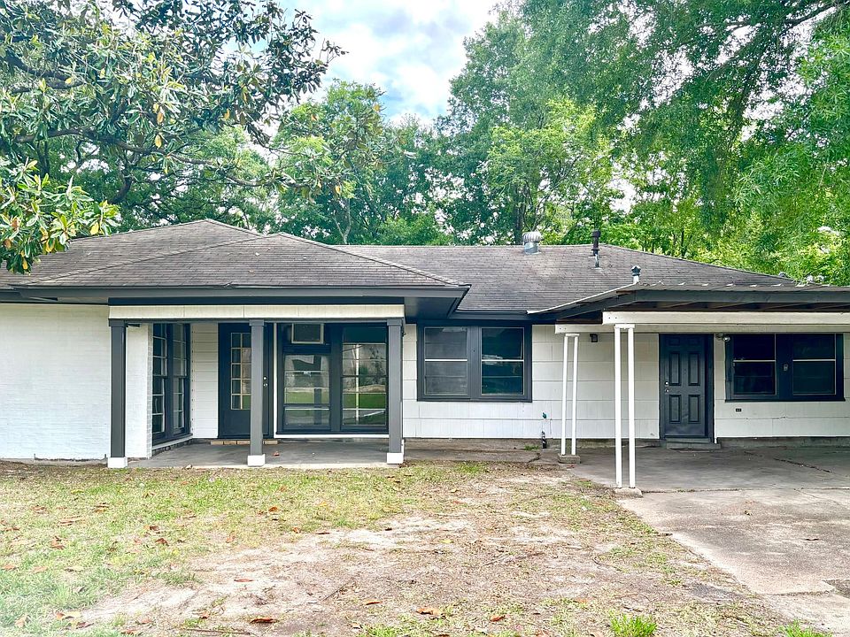 1st image of 3895 Bryan Dr