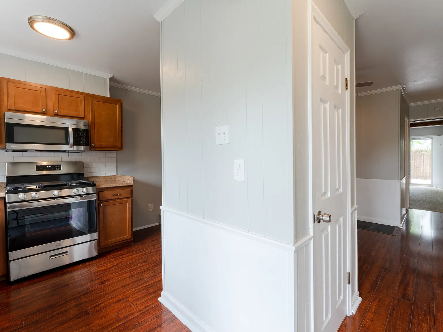 Capital View Townhomes — Photo 3
