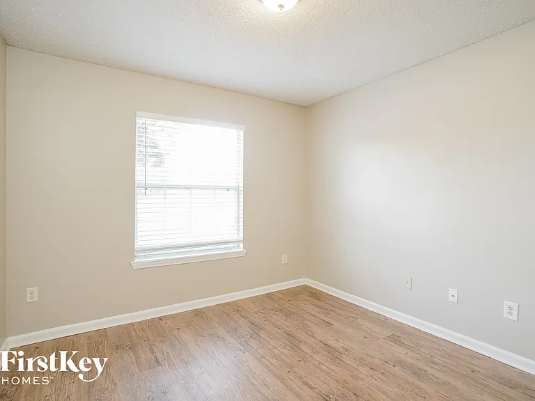 2388 Sophie Pl — Photo 13