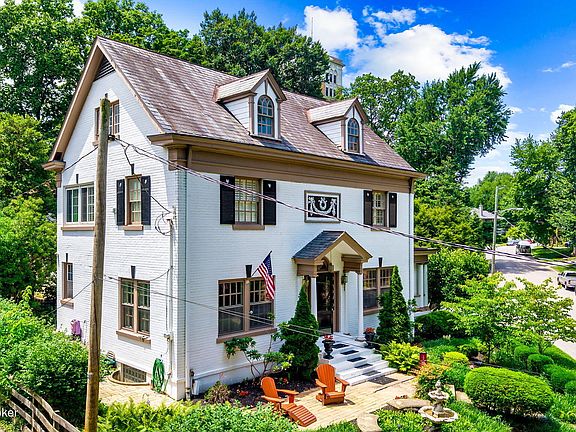 2nd image of 1618 Spring Dr