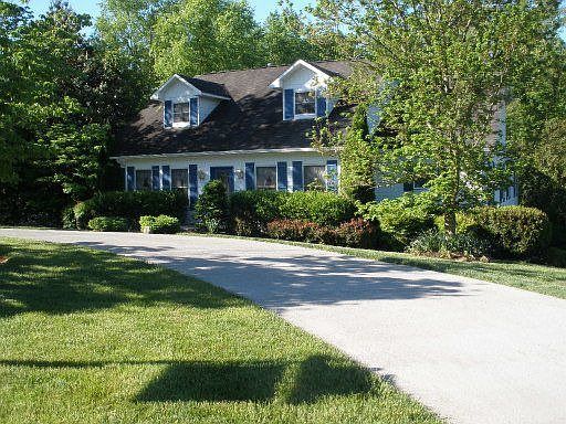 1st image of 2108 Middlewood Dr