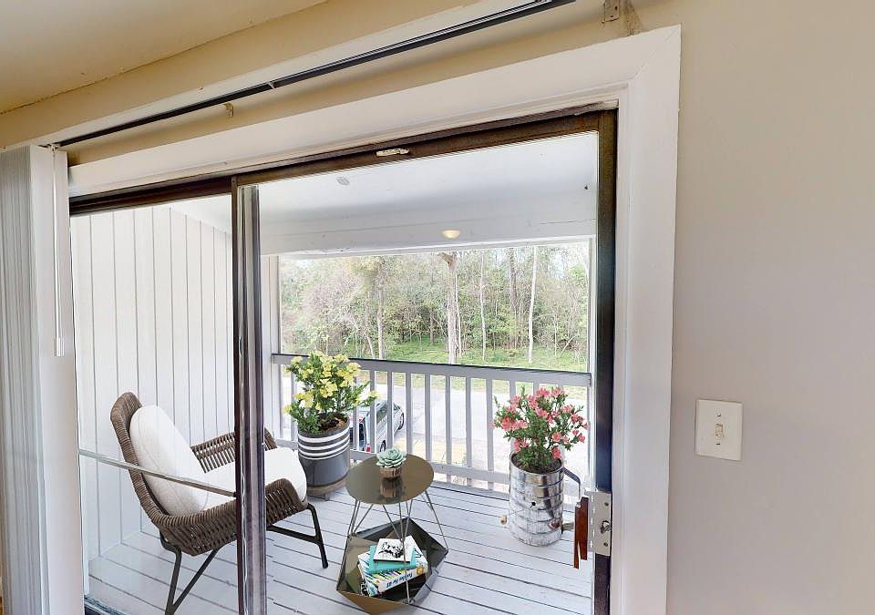 1st image of 1600 Pullen Rd #2B-2Ba-1012Sqft