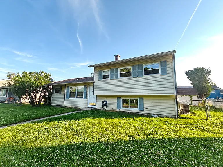 74 Scrapetown Rd — Photo 1