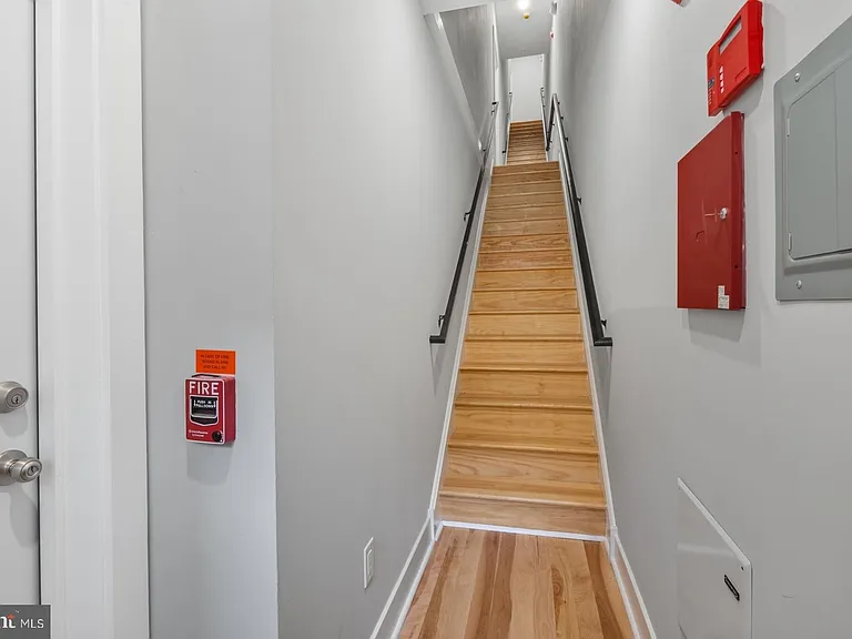2007 E Susquehanna Ave #3 — Photo 19