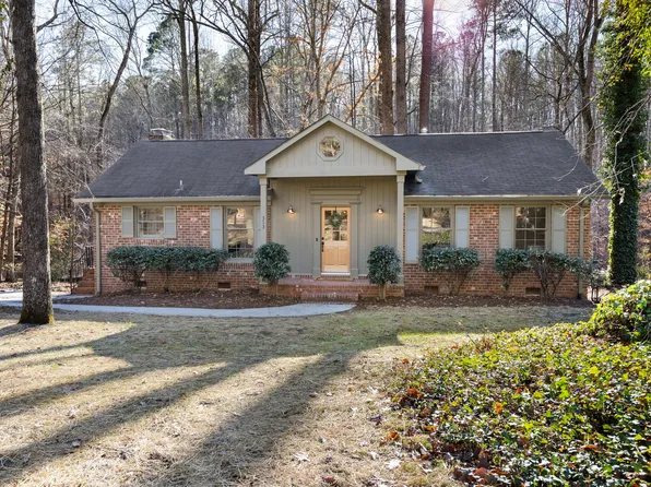 313 Yorktown Dr, Chapel Hill, NC 27516
