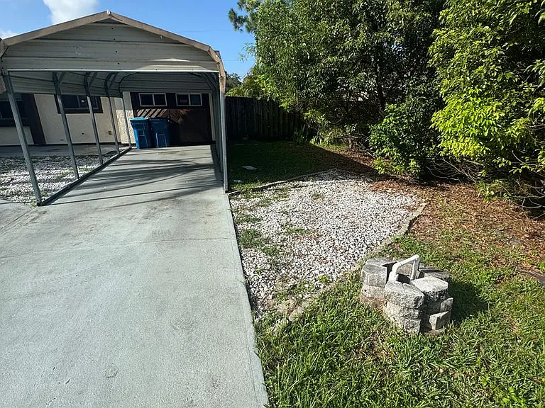530 Escarole St SE — Photo 5
