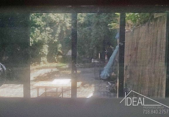 5th image of 1172 Jefferson Ave