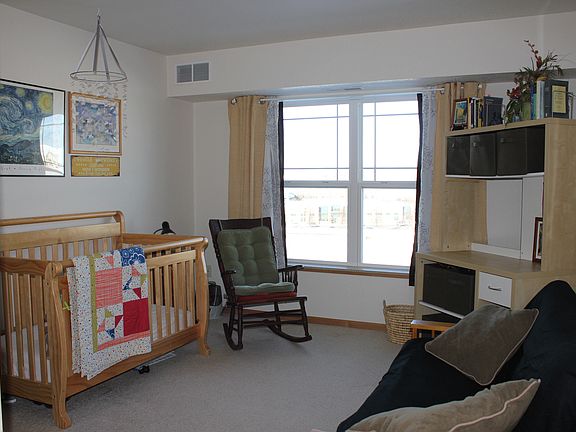 3rd image of 1341 Lake Dr W Unit B-304