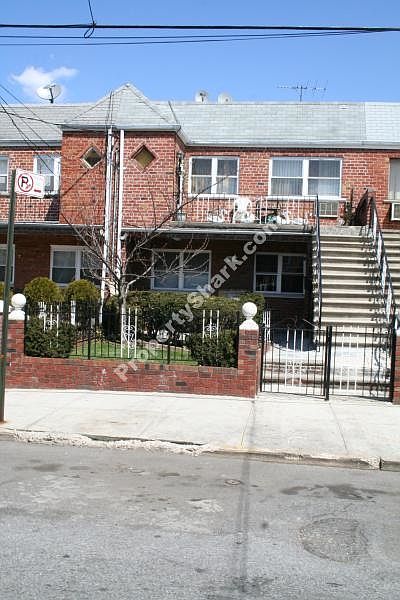 1st image of 923 E 77th St #1