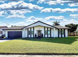13528 NW 8th Ct, Sunrise, FL 33325