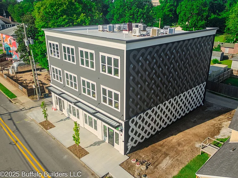 The Fitzgerald Apartments - Downtown Springdale — Photo 32