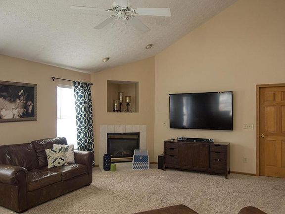 4th image of 4723 Cherry Glen Dr