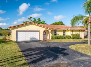 11738 NW 26th St, Pompano Beach, FL 33065