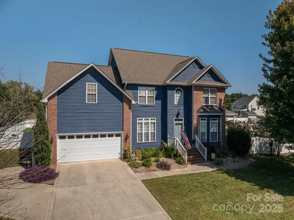 1613 Stone Pine Dr, Gastonia, NC 28056