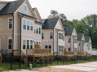 5045 Lundy Dr #102, Raleigh, NC 27606