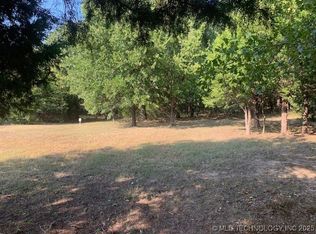 6 Eagle Ridge Rd, Sand Springs, OK 74063