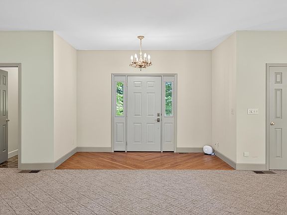 4th image of 3122 Georgetown Rd