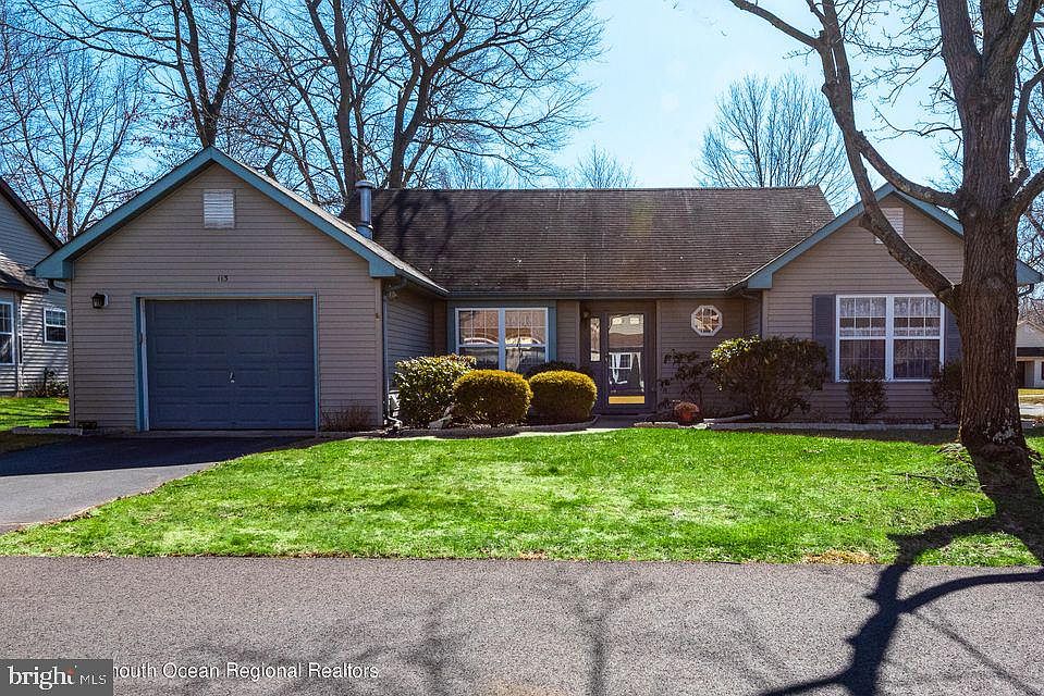 1st image of 113 Morning Glory Ln