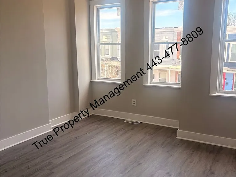 1722 N Monroe St — Photo 6