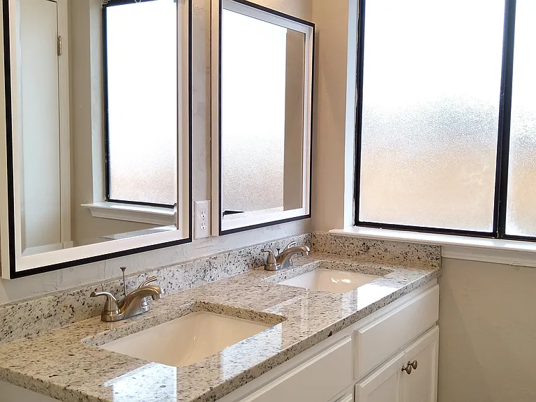 1813 Laurel Path — Photo 29