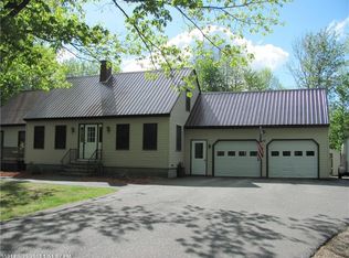 31 Reservoir Rd, South Paris, ME 04281