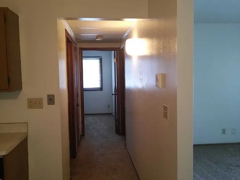 3450 Evergreen Dr — Photo 3