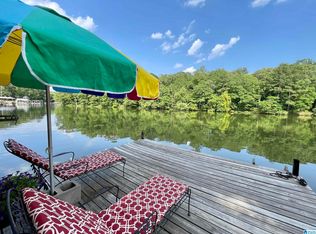 386 Wood River Ln, Talladega, AL 35160