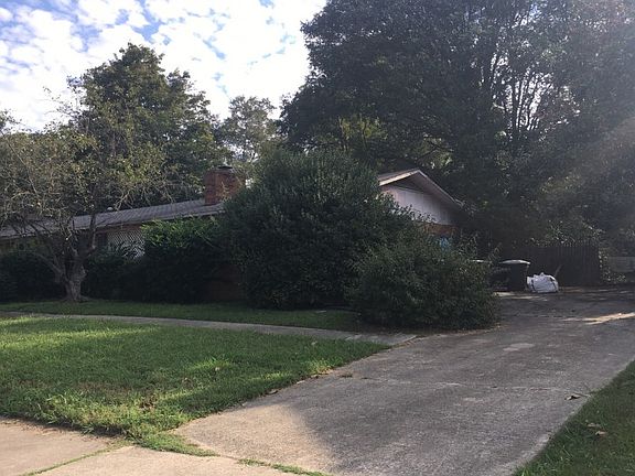 3rd image of 308 Beech St